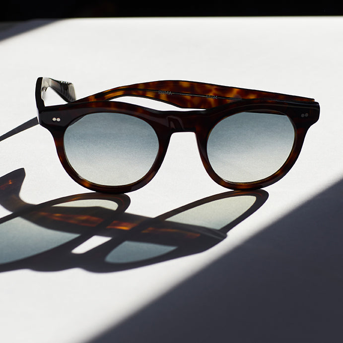 BOB BROWNS: BB04 a